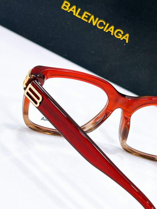 Picture of Balenciaga Sunglasses _SKUfw80536580fw